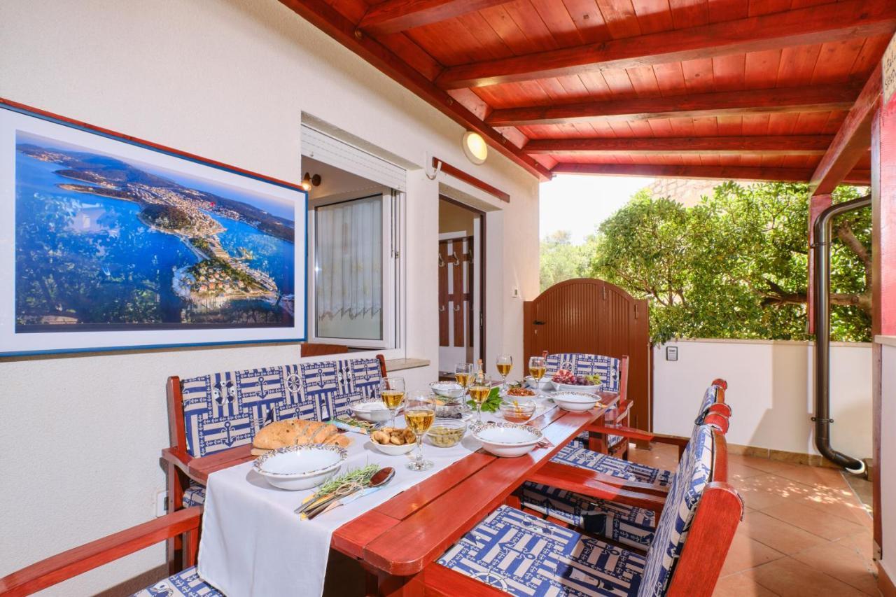 Apartments Antares Мали-Лошинь Экстерьер фото