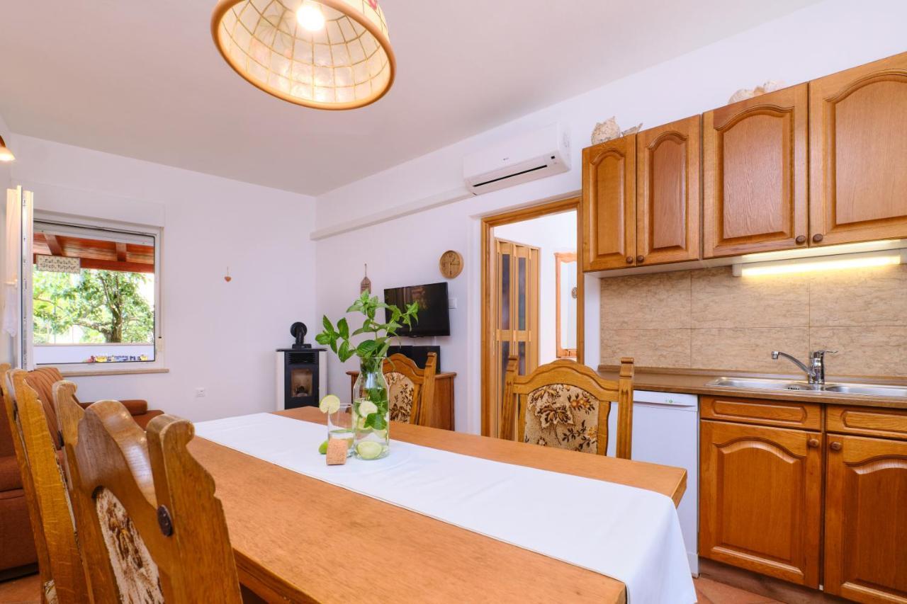 Apartments Antares Мали-Лошинь Экстерьер фото