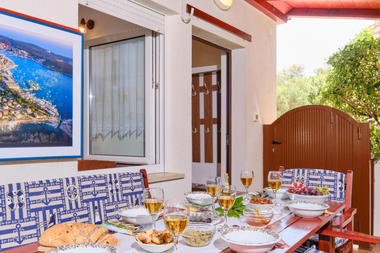 Apartments Antares Мали-Лошинь Экстерьер фото
